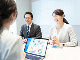 御社の企業情報をヒアリング致します